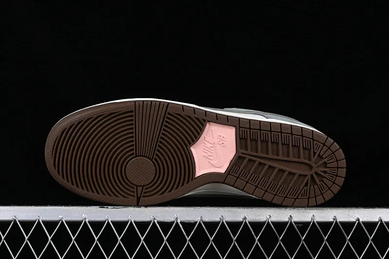 All categories Nk SB Dunk Series Nk SB Dunk Low low-top sneakers M version pure original Yuto Horigome x Nk SB Dunk Low joint model SB low-top casual sports skateboard shoes FQ1180-001